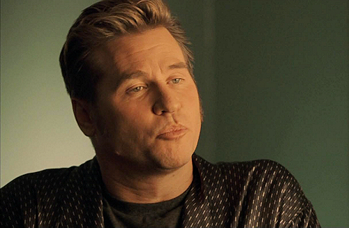 kiss kISS bAng banG